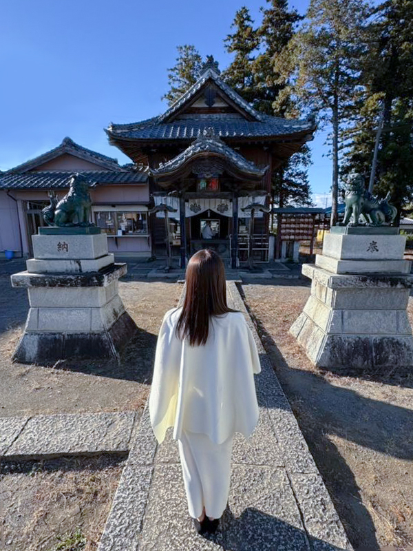鬼鎮（きぢん）神社で参拝