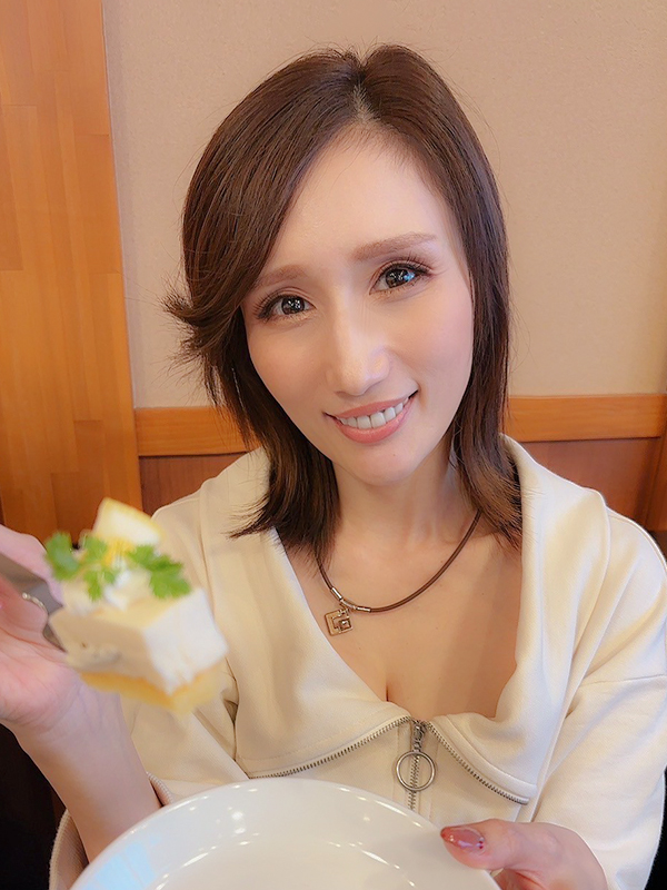 食後はデザート「あーんタイム」です！